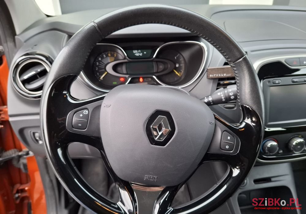 2015' Renault Captur 0.9 Energy Tce Life photo #5