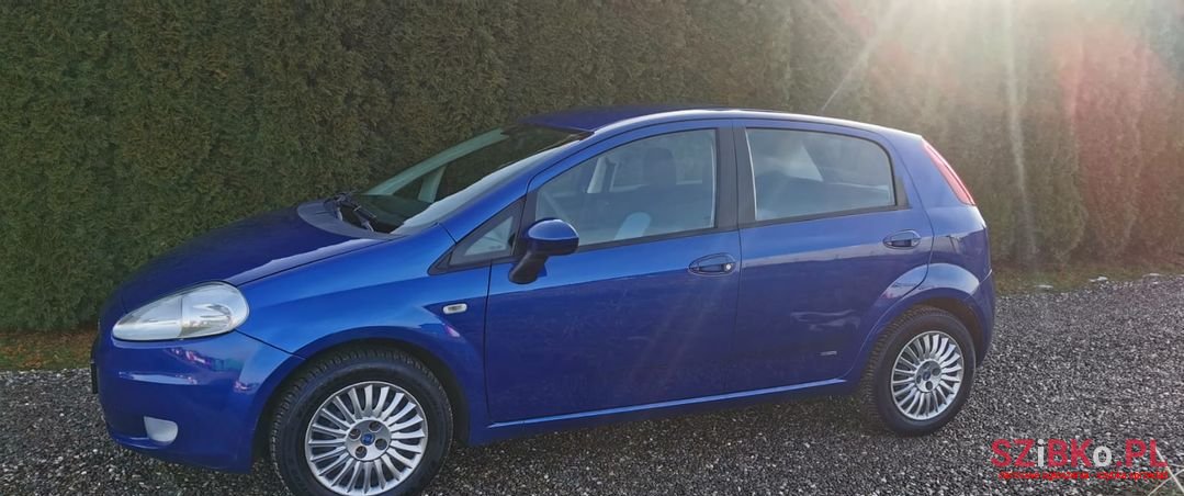 2005' Fiat Grande Punto photo #2