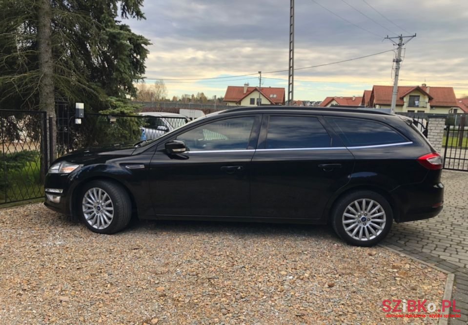 2012' Ford Mondeo photo #2