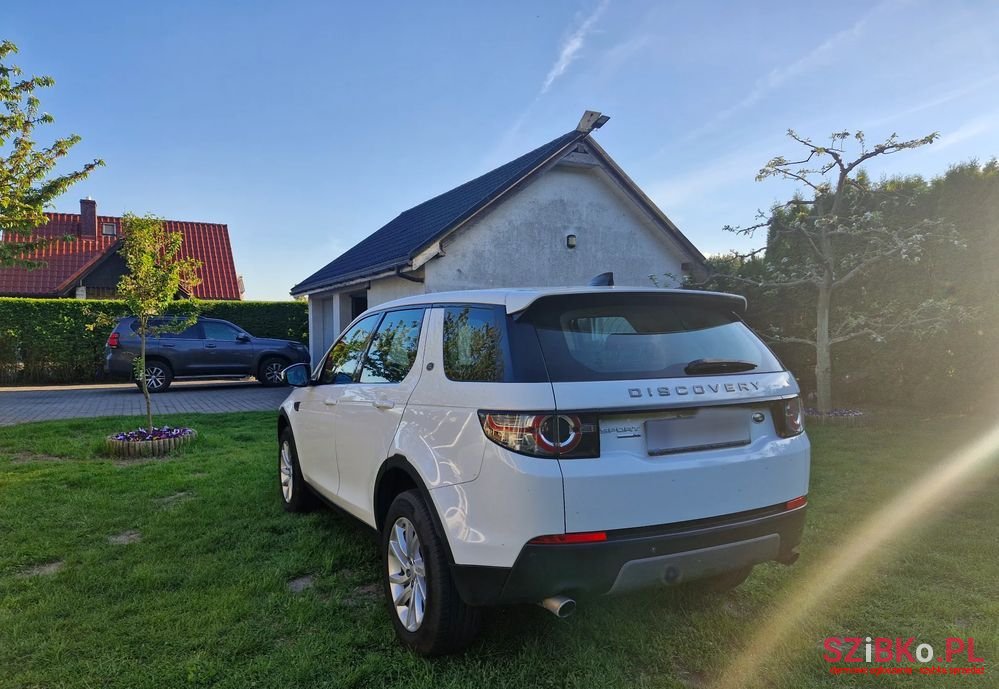 2017' Land Rover Discovery Sport photo #4