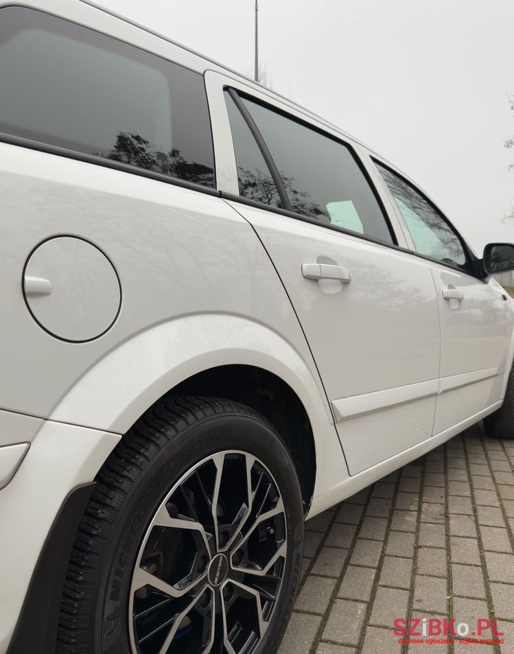 2010' Opel Astra Iii 1.6 photo #5