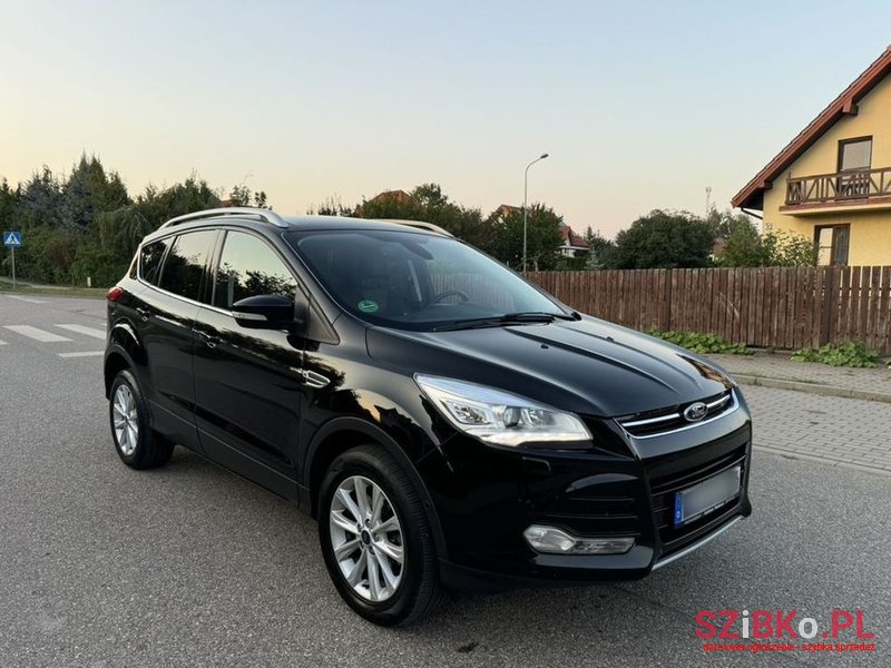 2015' Ford Kuga 2.0 Tdci 2X4 Titanium photo #2