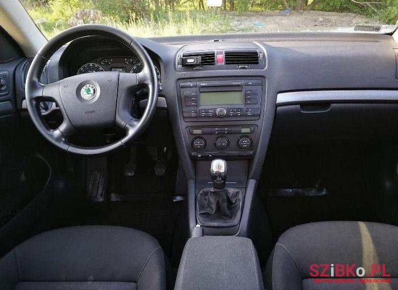 2008' Skoda Octavia photo #2