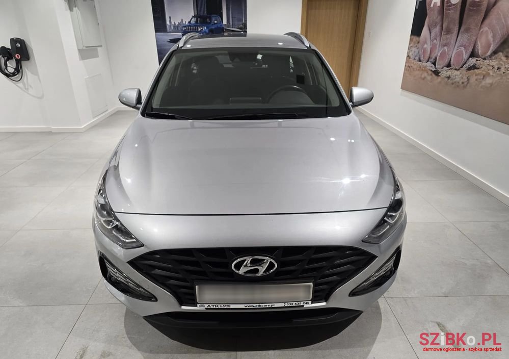 2022' Hyundai i30 1.5 Dpi Classic + photo #2