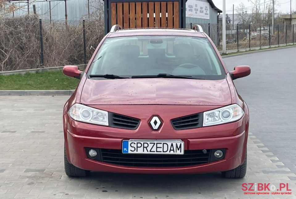 2007' Renault Megane photo #2