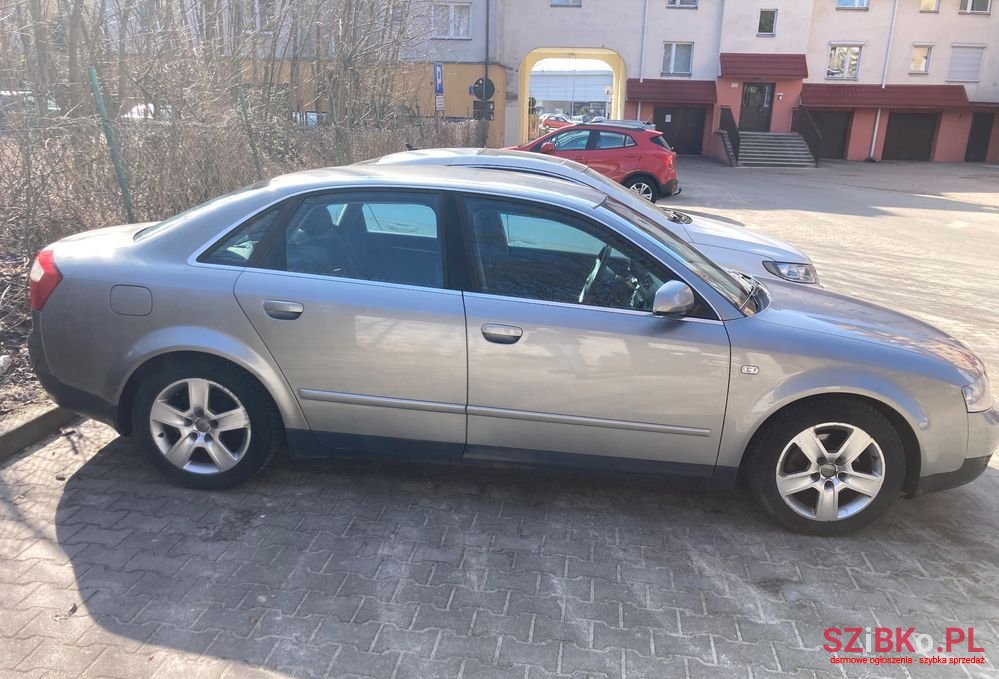 2002' Audi A4 Limousine photo #3