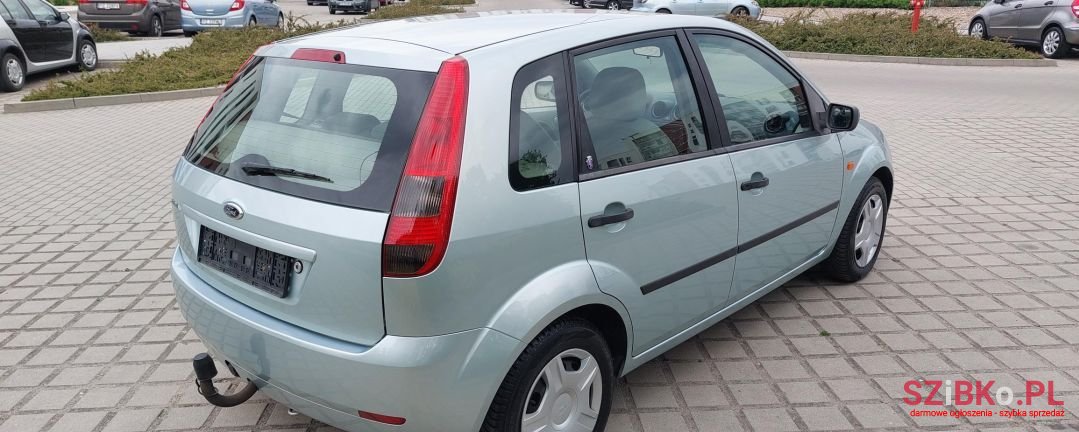 2003' Ford Fiesta photo #4