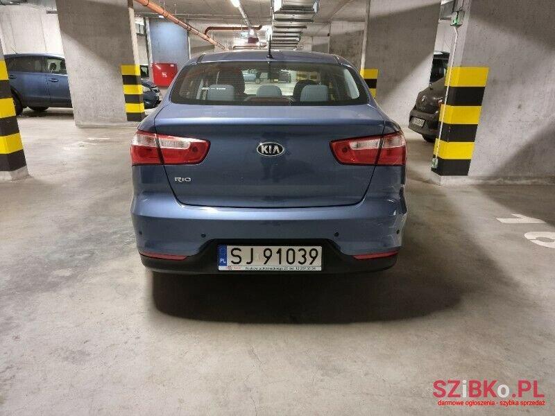 2016' Kia Rio photo #4