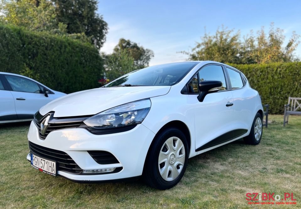 2017' Renault Clio photo #3