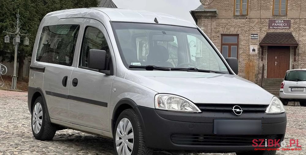 2008' Opel Combo Tour 1.6 Cng Essentia photo #2