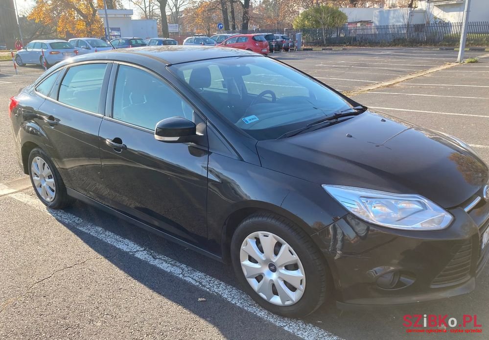 2011' Ford Focus 1.6 Tdci Ambiente photo #2