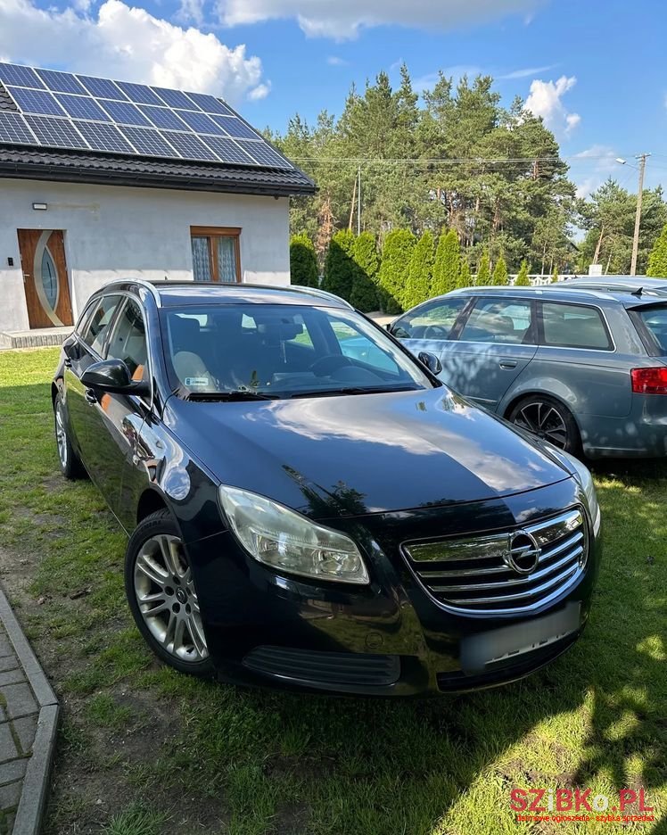 2009' Opel Insignia 1.8 Sport photo #1