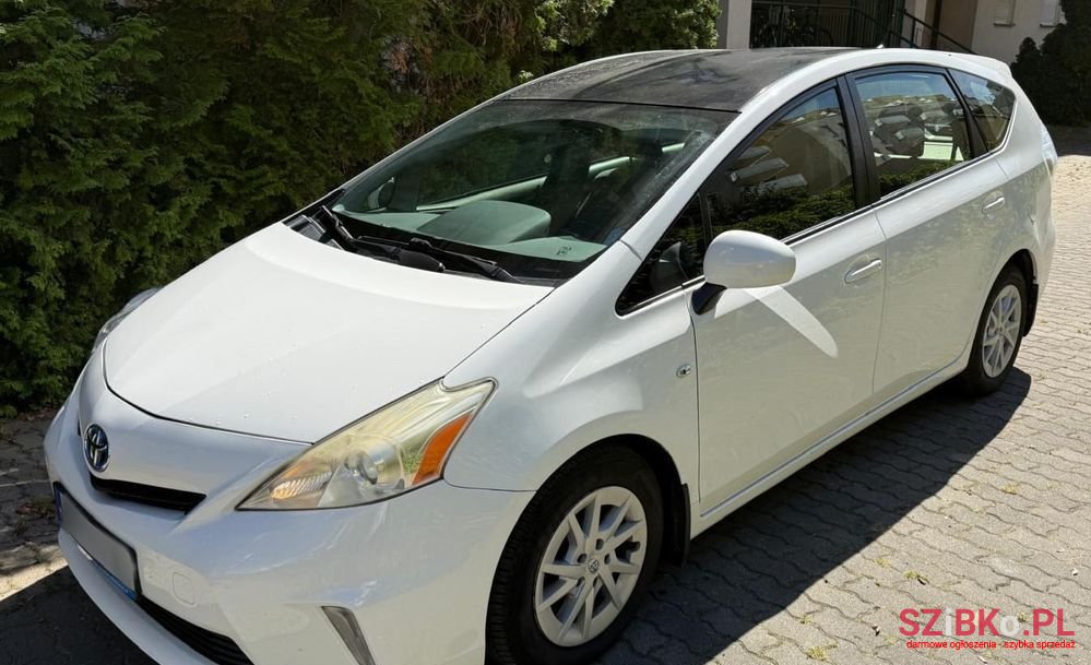 2014' Toyota Prius+ (Hybrid) Comfort photo #1