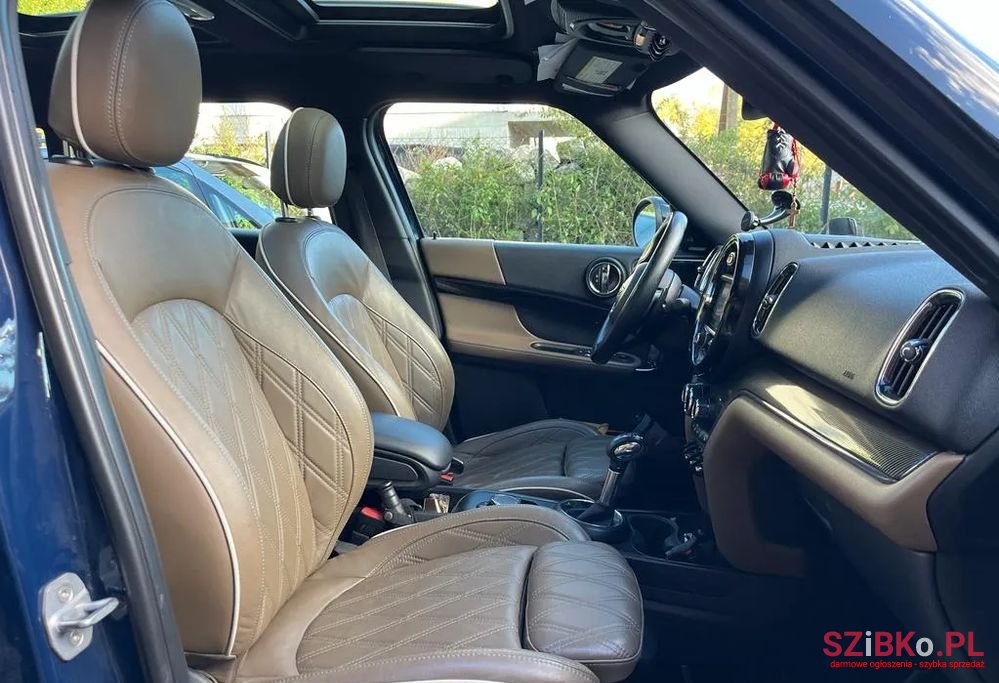 2018' MINI Countryman photo #5