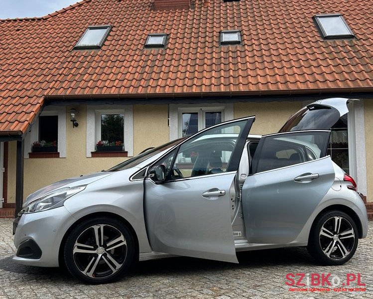 2016' Peugeot 208 photo #2