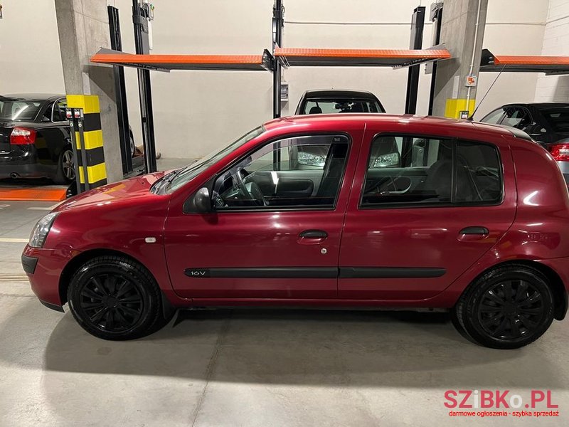 2003' Renault Clio photo #4