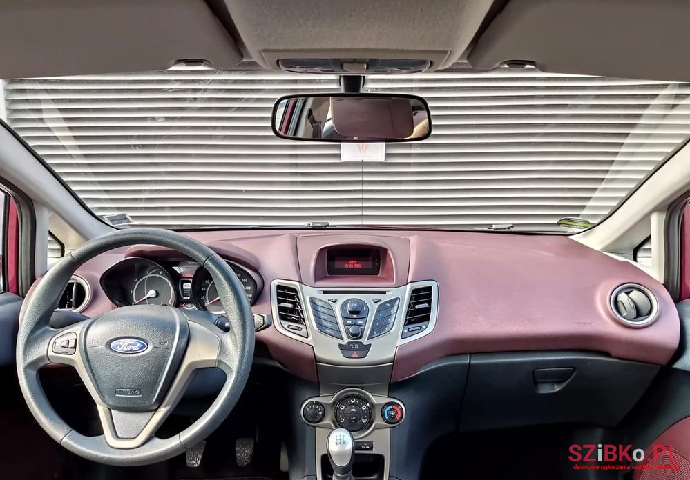 2009' Ford Fiesta 1.25 Titanium photo #6