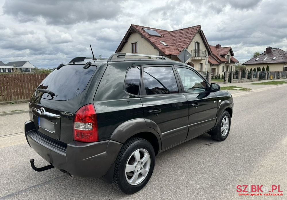 2005' Hyundai Tucson photo #3