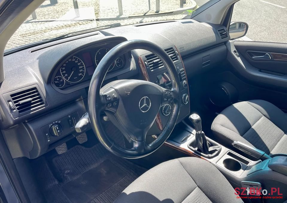 2004' Mercedes-Benz A-Class photo #6
