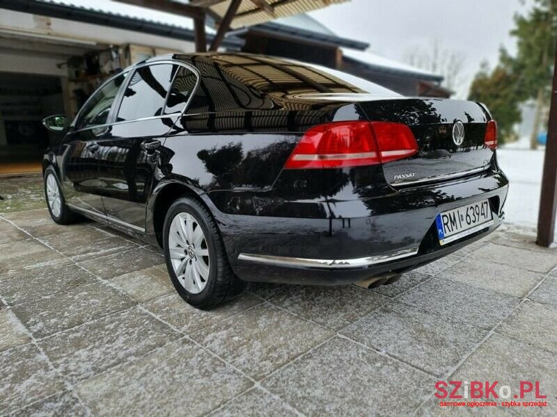 2013' Volkswagen Passat photo #6