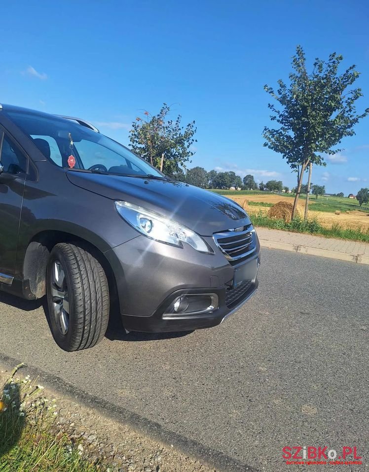 2016' Peugeot 2008 photo #5