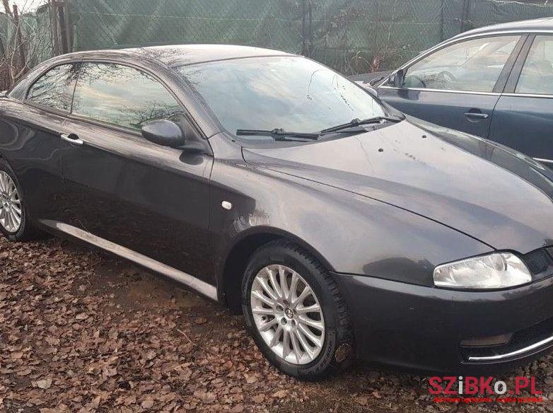 2009' Alfa Romeo GT photo #1