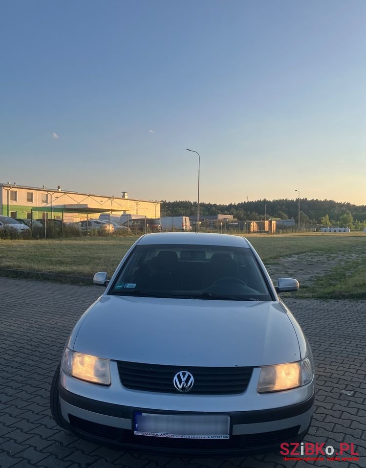 1999' Volkswagen Passat 1.8T photo #3