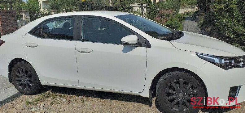 2015' Toyota Corolla photo #1