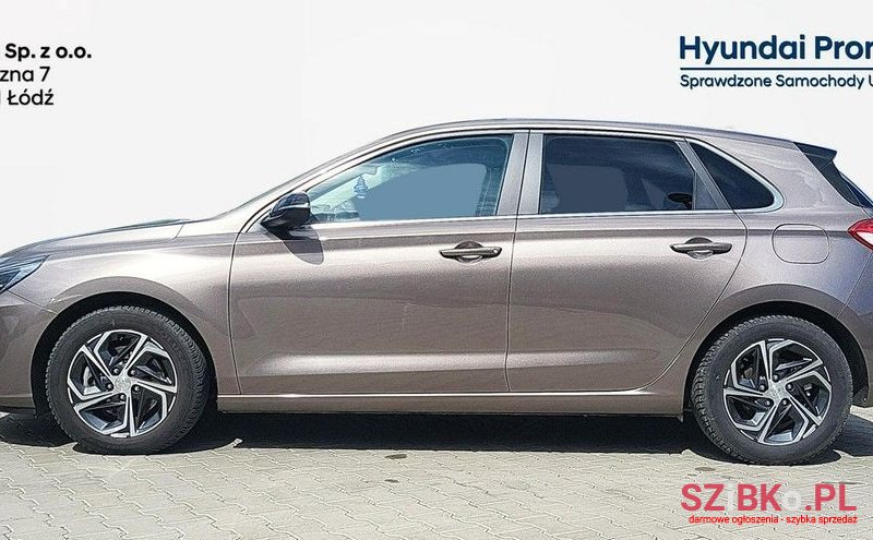 2023' Hyundai i30 photo #2