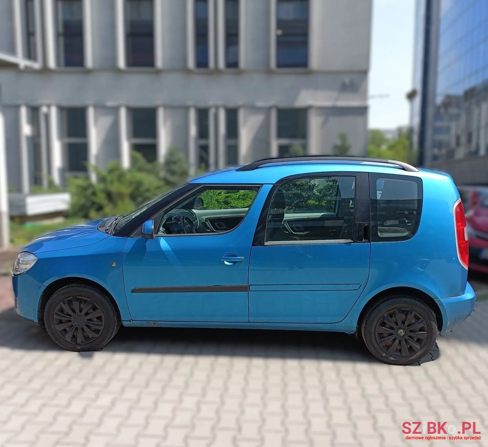 2010' Skoda Roomster 1.6 16V Style photo #1