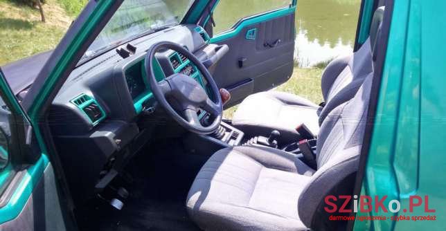 1994' Suzuki Vitara photo #2