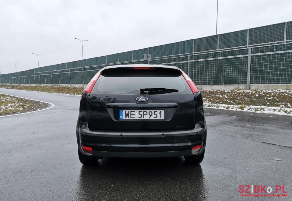 2005' Ford Focus photo #6