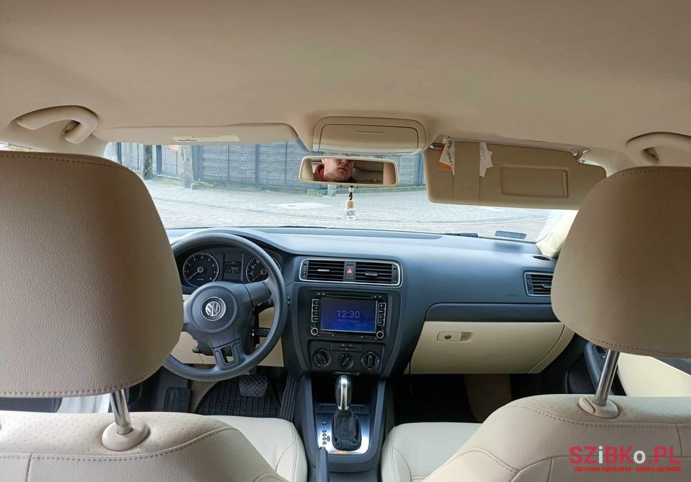 2014' Volkswagen Jetta 1.8T Se photo #6