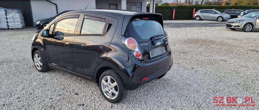 2011' Chevrolet Spark photo #6