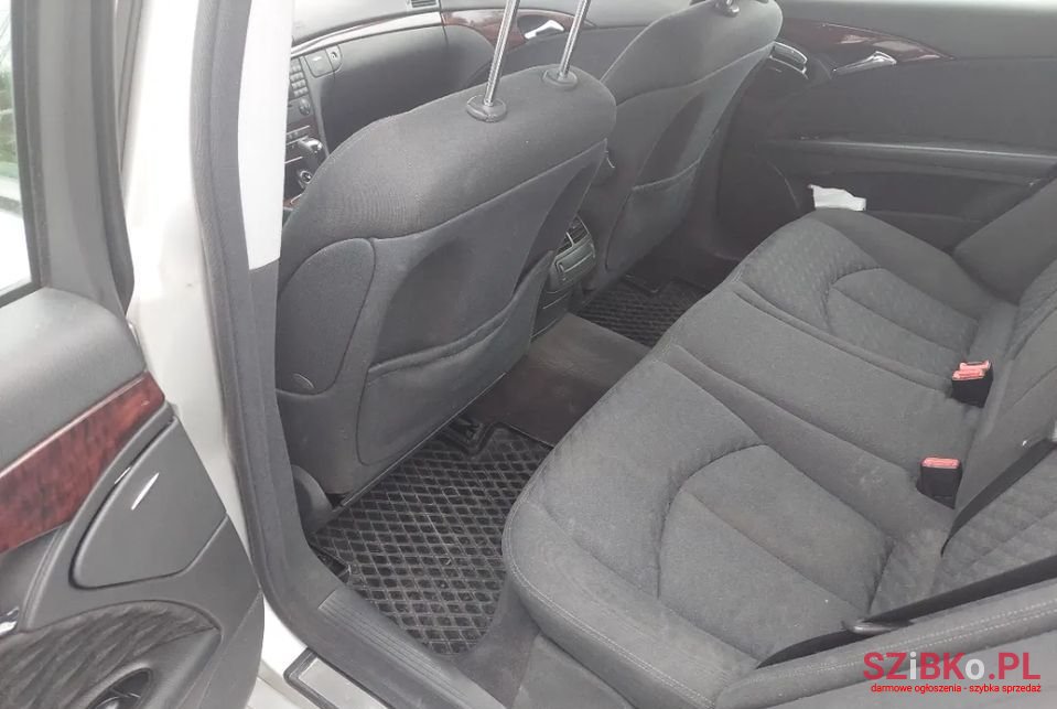 2003' Mercedes-Benz Klasa E photo #6