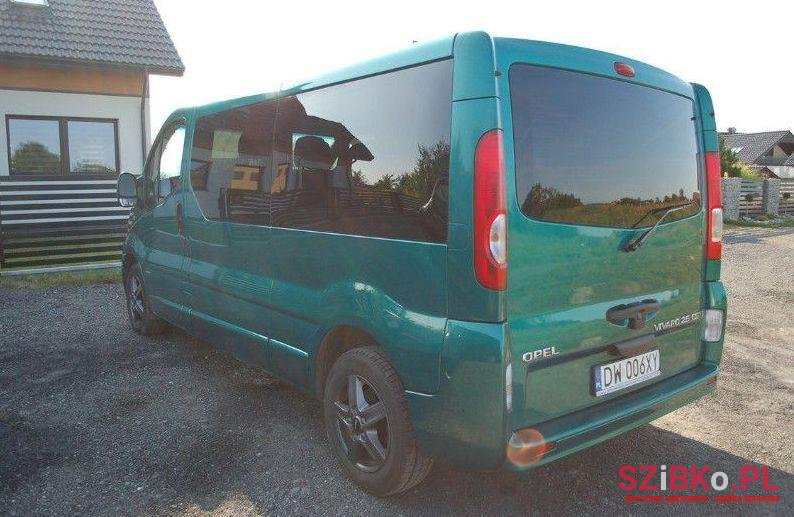 2007' Opel Vivaro photo #1