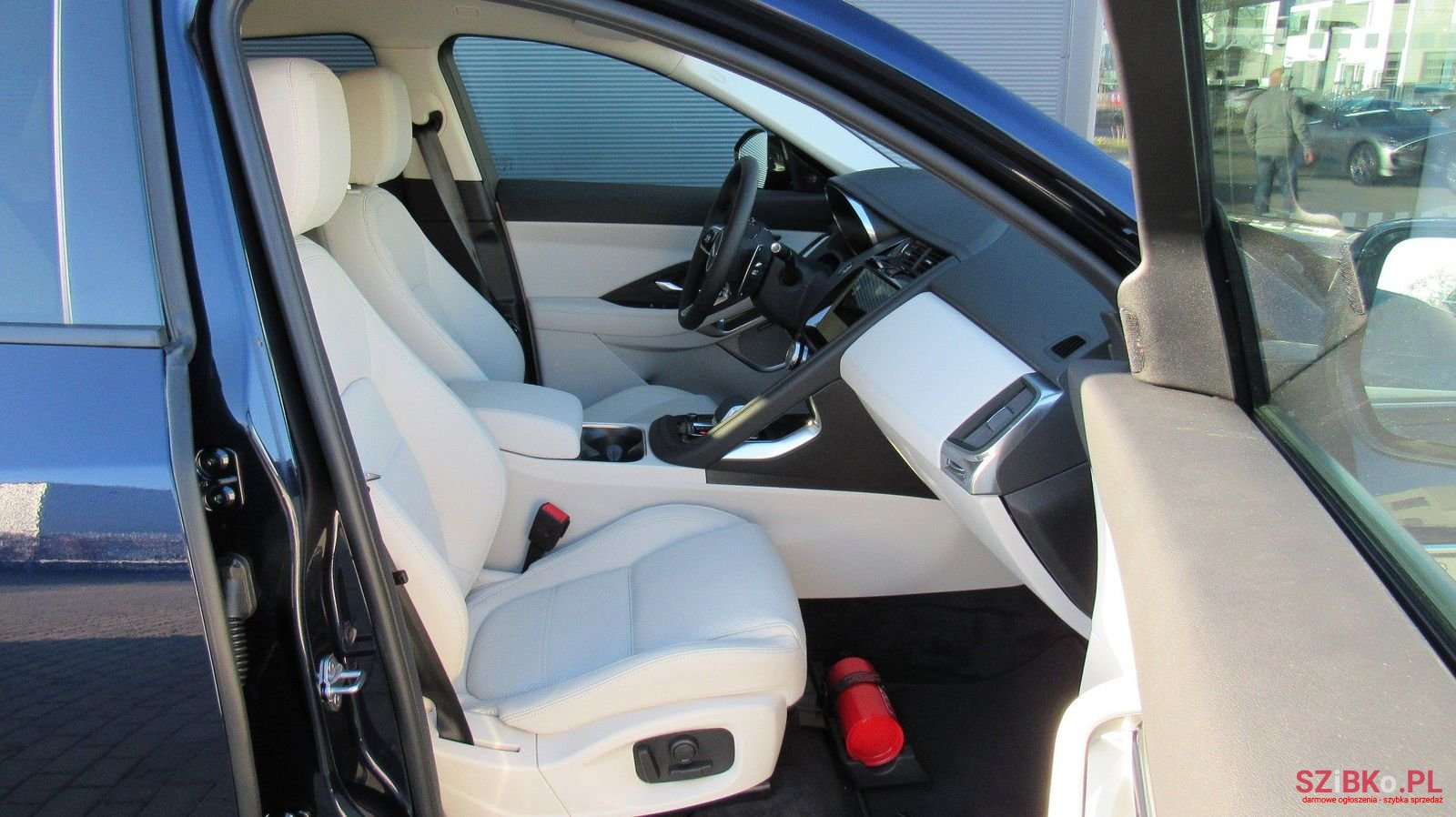 2022' Jaguar E-Pace photo #3