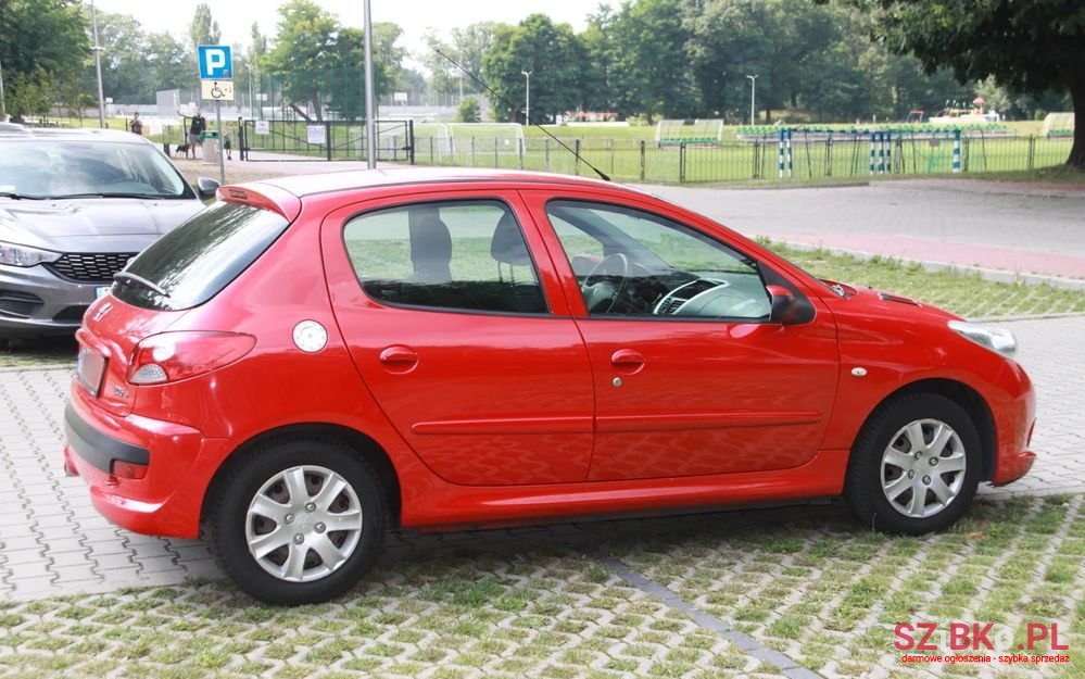 2009' Peugeot 206 Plus photo #6