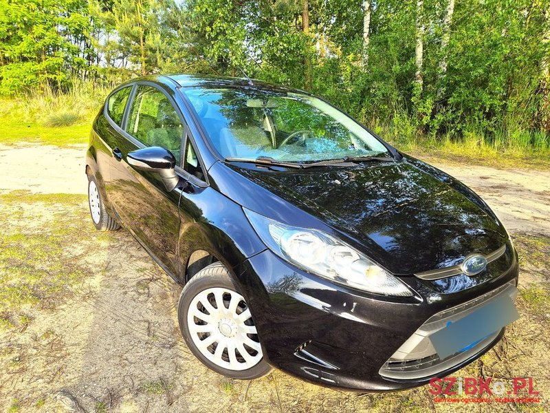 2010' Ford Fiesta 1.25 Ambiente photo #6