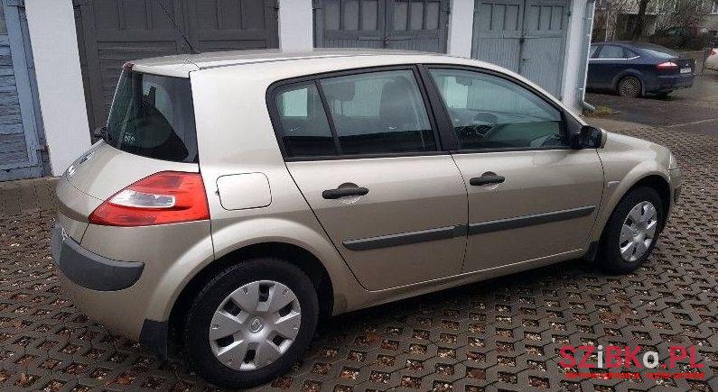 2007' Renault Megane photo #1