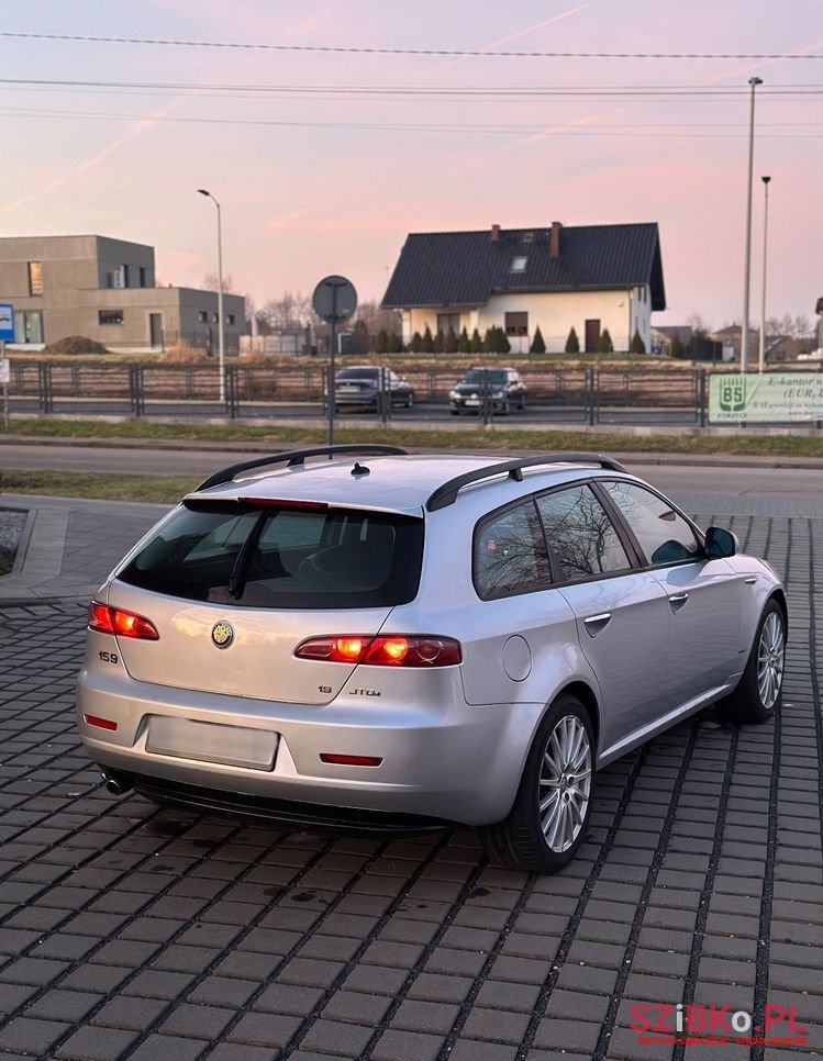 2008' Alfa Romeo 159 1.9Jtdm Distinctive photo #2