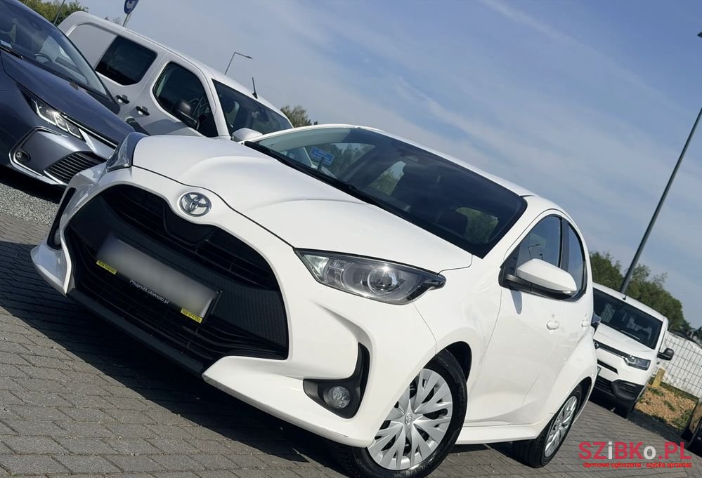 2023' Toyota Yaris 1.5 Comfort photo #4