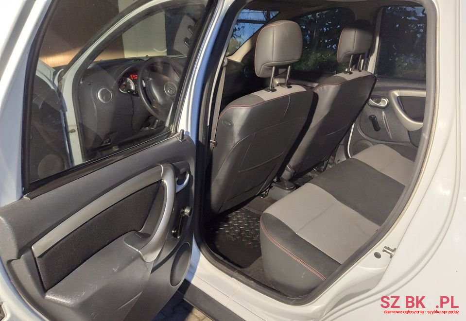 2012' Dacia Duster photo #6