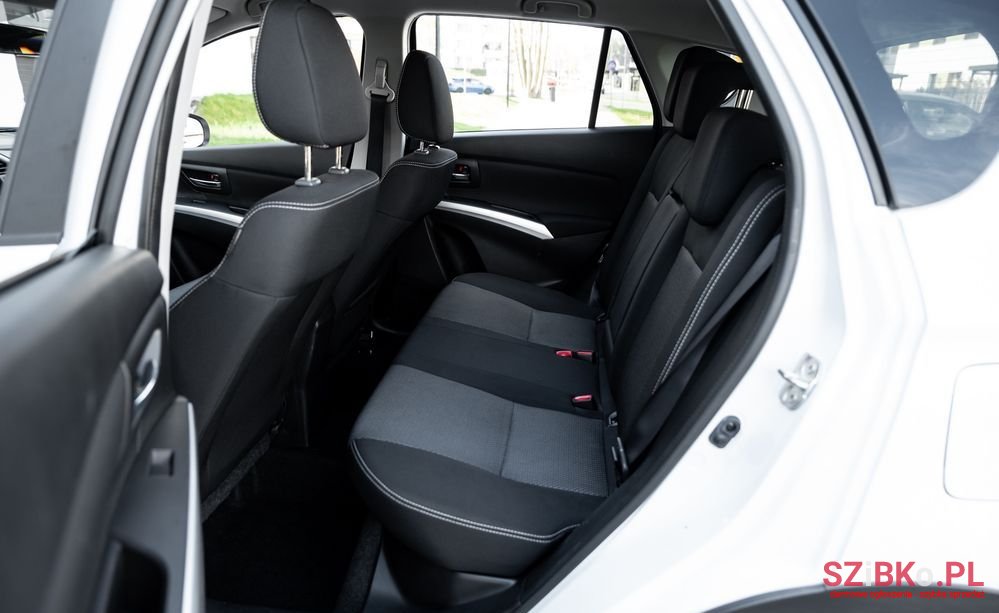 2015' Suzuki SX4 S-Cross photo #6