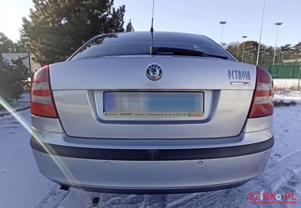 2008' Skoda Octavia 1.6 Ambiente photo #6