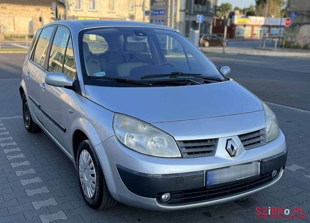 2006' Renault Scenic photo #2