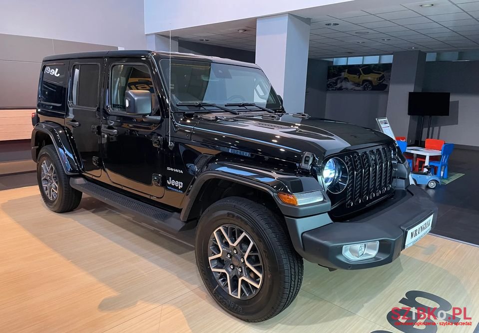 2022' Jeep Wrangler photo #2