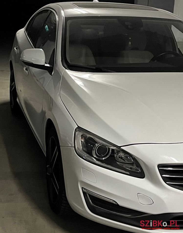 2015' Volvo S60 2.5 T5 Awd photo #3