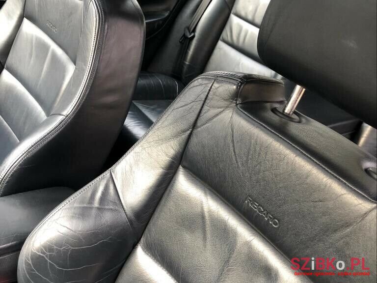 1999' Volkswagen Golf photo #2