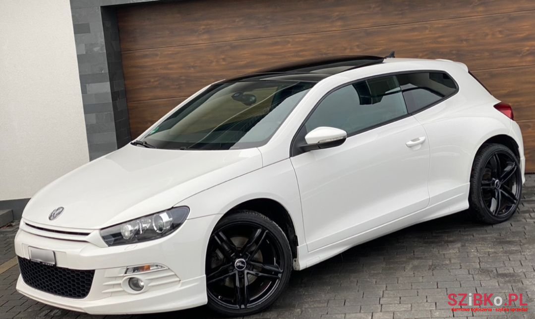 2009' Volkswagen Scirocco photo #3